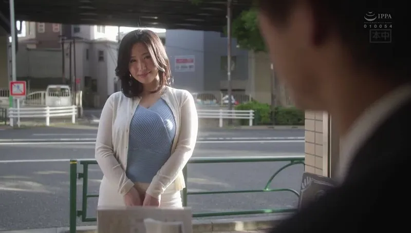 ông chồng yếu không làm lên đỉnh, người vợ lên mạng tìm trai trẻ làm tình khỏe