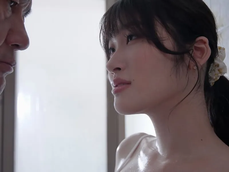 Anh xã bỏ bê, người vợ được ông chú giúp thỏa mãn cơn nứng lồn lồn